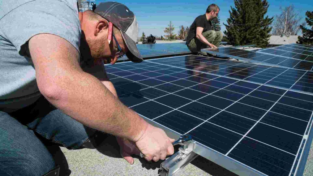 Licensed technicians installing solar panels in Lake Macquarie